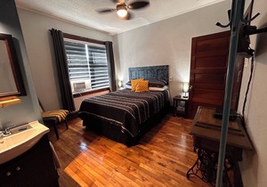 Heritage Classic Inn B&B - Room 2