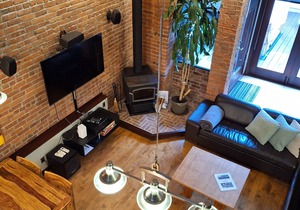 Heritage Gastown Loft w/Hot Tub & Steam Room