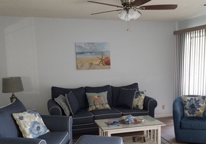 Hermitage 1G- The perfect quite getaway with relaxing spacious balcony.