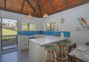 Hideaway - Onemana Holiday Chalet