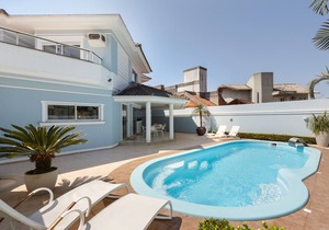 High Standard House in Jurerê Internacional - 4 Bedrooms - Pool - Barbecue