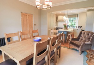 HIGH TORVER HOUSE, pet friendly, luxury holiday cottage in Torver