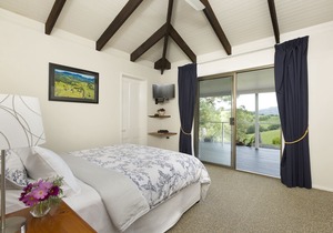 Hillcrest Mountain View Retreat