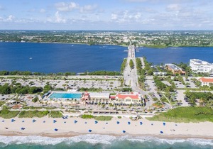 Hilton Palm Beach Airport