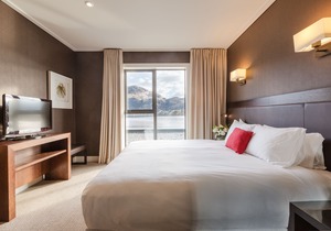 Hilton Queenstown Resort & Spa