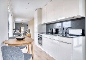 Hip Wiedikon 2.0 Room w/Storage & W/D, 3 min to Market, by Blueground
