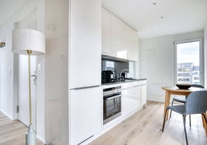 Hip Wiedikon 2.0 Room w/Storage & W/D, 3 min to Market, by Blueground