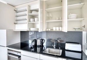 Hip Wiedikon 2.0 Room w/Storage & W/D, 3 min to Market, by Blueground