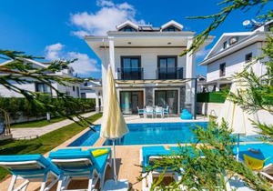 Hisar 1 - 4 Bedroom Holiday Villa in Hisarönü