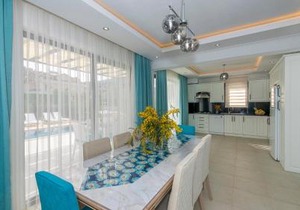 Hisar 1 - 4 Bedroom Holiday Villa in Hisarönü