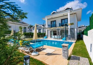 Hisar 2 - 4 Bedroom Holiday Villa in Hisarönü