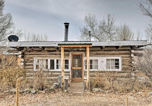Historic + Dog-Friendly Eco Cabin Near Taos!