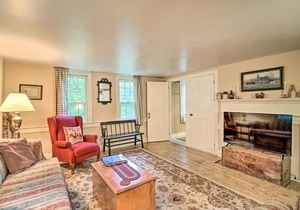 Historic Hanover Area Home, 16 Miles to Dartmouth!