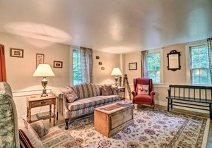 Historic Hanover Area Home, 16 Miles to Dartmouth!