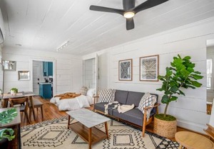 Historic Heights Artist Bungalow #1