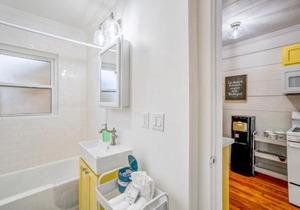 Historic Heights Artist Bungalow #1