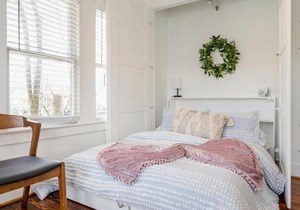Historic Heights Artist Bungalow #3