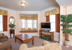 Historic Hotel Condon
