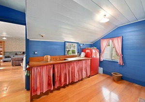 Historic Pavitt Cottage - Robinsons Bay Holiday Home