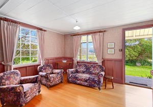 Historic Pavitt Cottage - Robinsons Bay Holiday Home