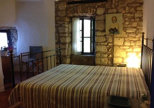 historic stone house Les Condamines