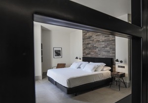 HO Puerta de Purchena Apartments. JS 1