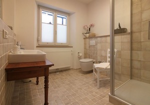 Hofreite Top 2: Beautiful, high quality apartment with 65 m²