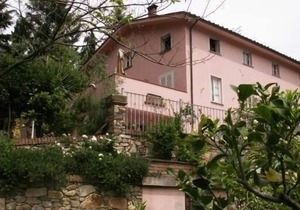 Holiday apartment Colle di Compito for 2 - 6 persons with 2 bedrooms - Twin house