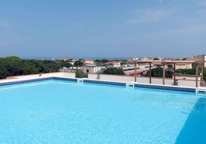 Holiday apartment with air conditioning and pool