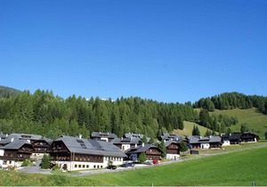 Holiday apartment with wifi and parking