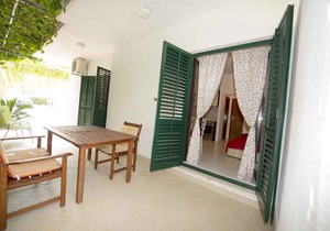 Holiday apartment 160 m to the sandy beach