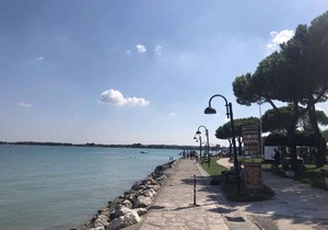 Holiday apartment 200 m to the beach