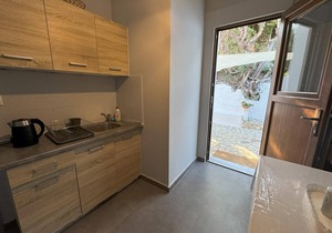 Holiday apartment above the beautiful Peroulia beach, wifi | Messenia, Peloponne