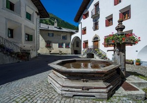 Holiday apartment Bever for 4 persons with 2 bedrooms - Historical building