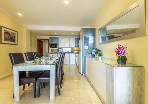 Holiday Apartment 'Daniela' next to the Beach with Sea View, A/C, Balcony & Wi-Fi