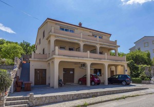 Holiday apartment with air conditioning and WiFi