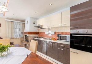 Holiday apartment Peresiji AUA with shared pool