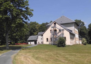 Holiday apartment in quiet surroundings of the edge of the forest