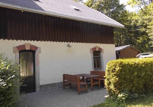 Holiday apartment in quiet surroundings of the edge of the forest