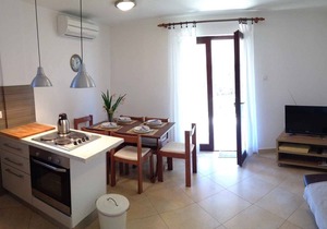 Holiday apartment in the 2nd row to the sea