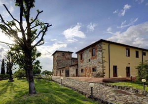 Holiday apartment- Rooms with an outdoor pool