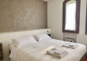 Holiday apartment 200 m to the beach