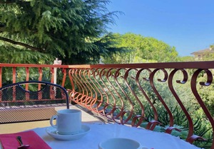 Holiday apartment 200 m to the beach