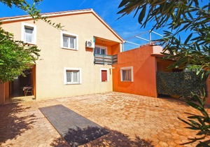 Holiday apartment Krnica for 6 - 8 persons with 3 bedrooms - Holiday apartment