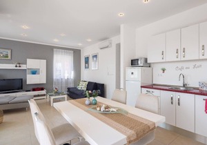 Holiday apartment Mimice for 1 - 4 persons with 1 bedroom - Holiday apartment