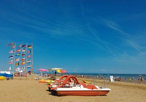 Holiday apartment mit Klimaanlage und Balkon