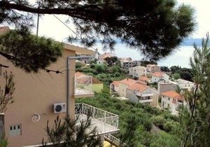 Holiday apartment Omiš for 1 - 4 persons with 1 bedroom - Holiday house
