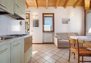 Holiday Apartment 'Rustico Spagnol 2' with Lake View, Pool & Wi-Fi