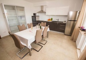 Holiday apartment Seget Donji for 1 - 7 persons with 4 bedrooms - Holiday apartment in one or multi-