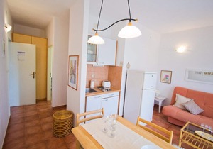 Holiday apartment Vinišće for 1 - 4 persons with 1 bedroom - Row house